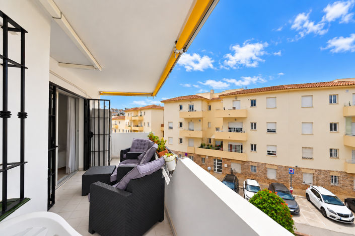 Image No.15-2 Bed Property for sale