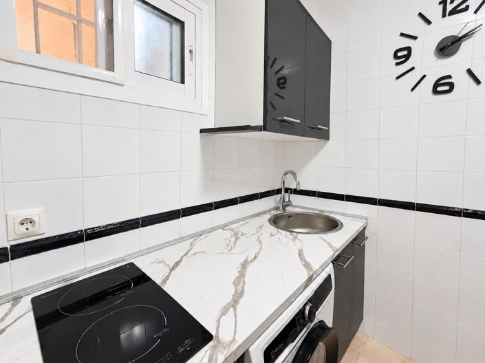 Image No.10-1 Bed Apartment for sale