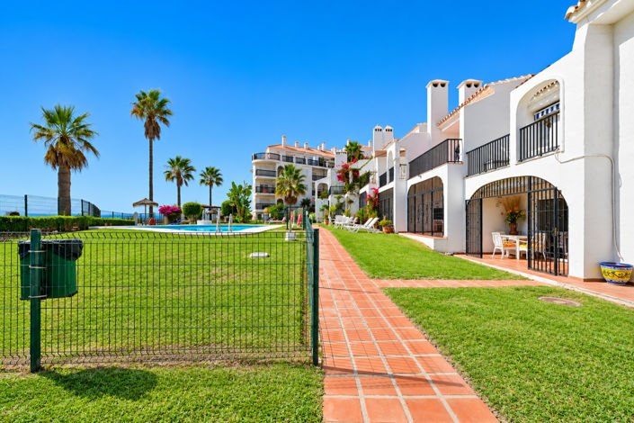 Image No.8-2 Bed Townhouse for sale