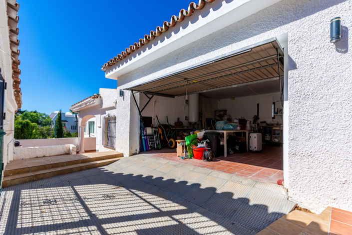 Image No.28-4 Bed Villa for sale