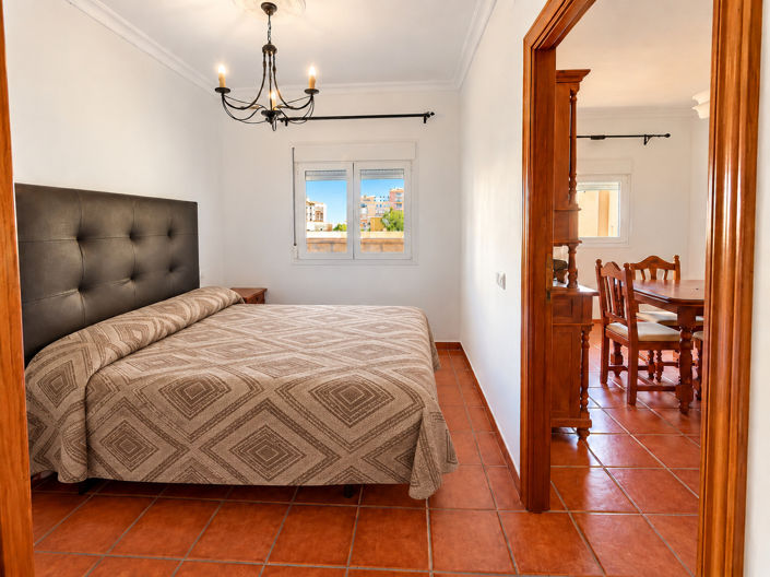 Image No.18-2 Bed Apartment for sale