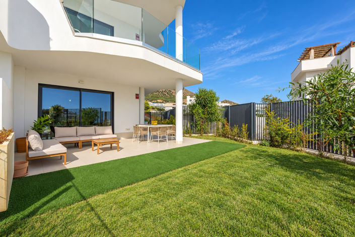 Image No.2-3 Bed Property for sale