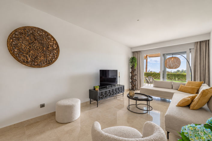 Image No.3-2 Bed Property for sale