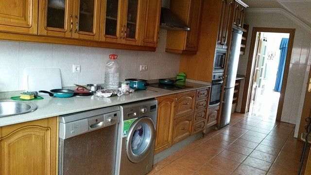 Image No.4-6 Bed Property for sale