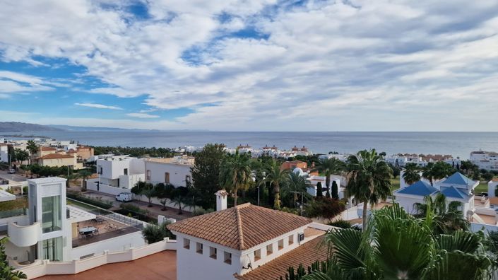 Image No.61-5 Bed Property for sale