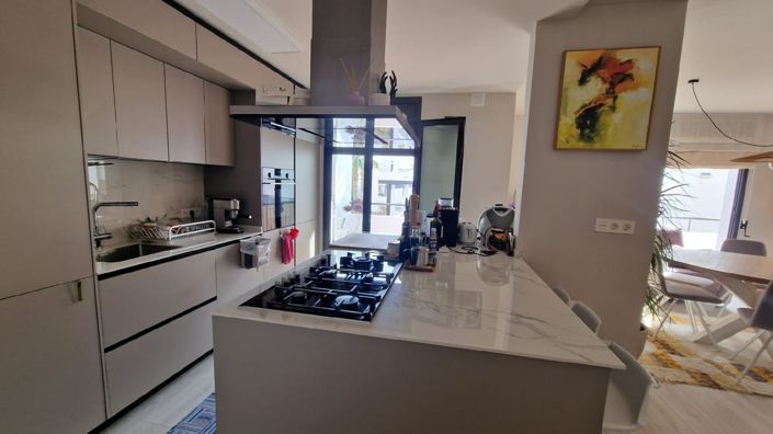 Image No.12-2 Bed Apartment for sale