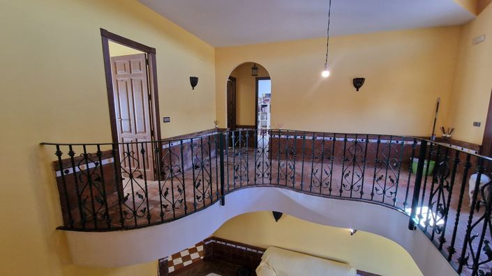 Image No.17-5 Bed Villa for sale