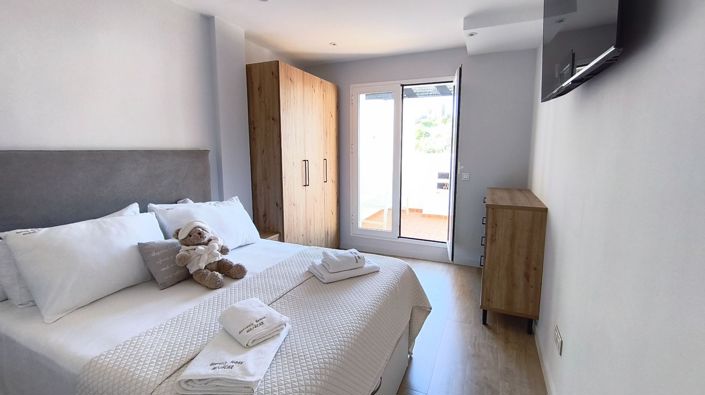 Image No.20-2 Bed Apartment for sale