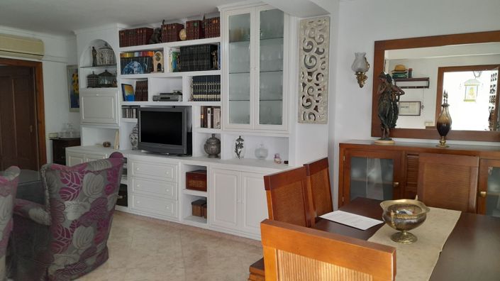 Image No.19-4 Bed Townhouse for sale