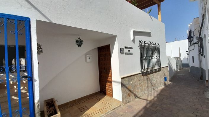 Image No.6-4 Bed Townhouse for sale