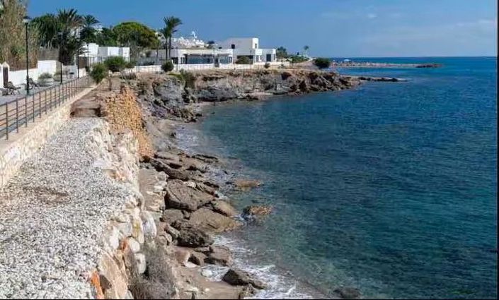 Image No.25-2 Bed Apartment for sale