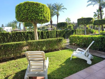 7d37558f-d7b6-4bac-8c56-c4d0881e8961