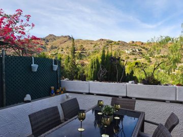 7b62f9e8-5b18-47b9-adce-7033a0fb2b94