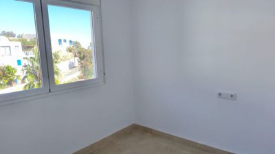 c8f23384-da40-422e-ab82-83c7570bd7ca