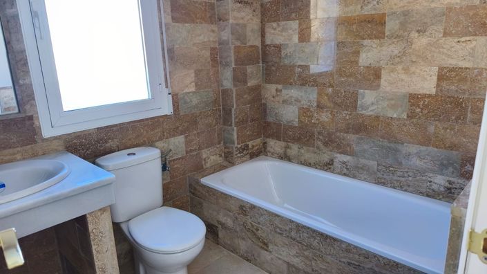 Image No.14-3 Bed Duplex for sale