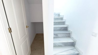 787ec539-cfd2-46b3-a63f-1d52c9aa7499