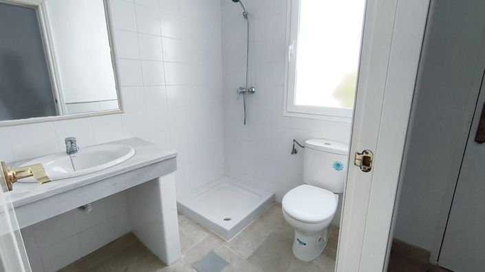 Image No.6-3 Bed Duplex for sale