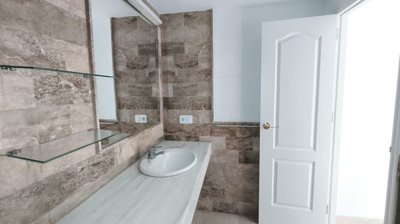 66c689fe-fb0d-4fbf-ba81-d514ad088819