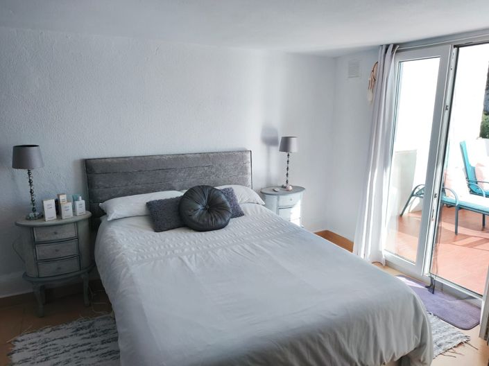 Image No.15-4 Bed Villa for sale