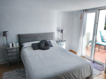 14089045-60a7-491f-b72a-58d468a55892