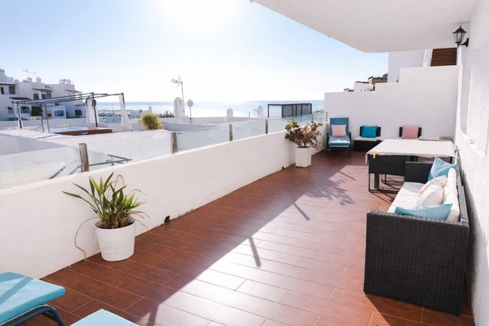 Image No.3-4 Bed Villa for sale