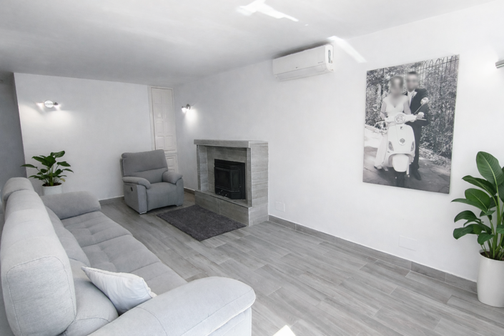 Image No.3-3 Bed Villa for sale