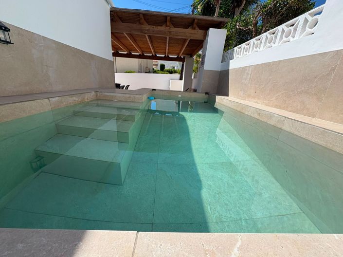 Image No.18-3 Bed Villa for sale