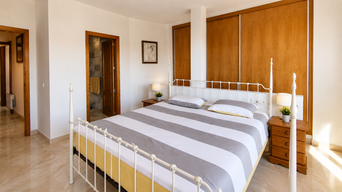 Image No.3-4 Bed Duplex for sale