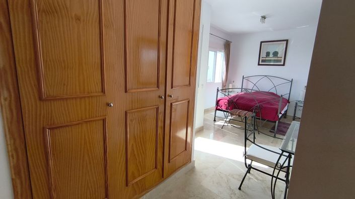 Image No.10-4 Bed Duplex for sale