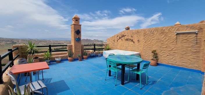 Image No.8-2 Bed Apartment for sale