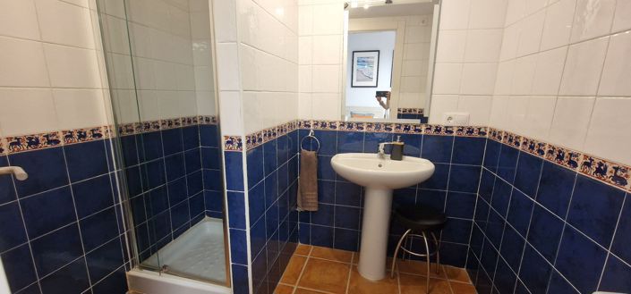 Image No.8-2 Bed Apartment for sale