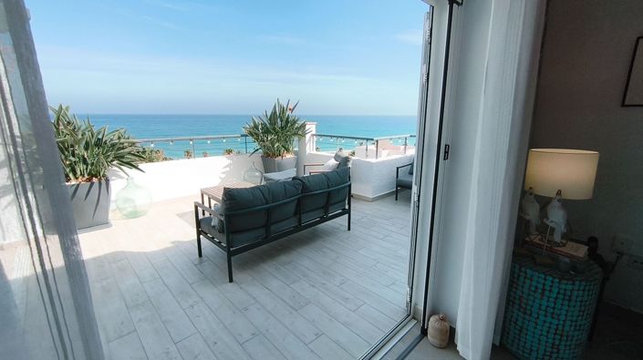 Image No.10-4 Bed Property for sale
