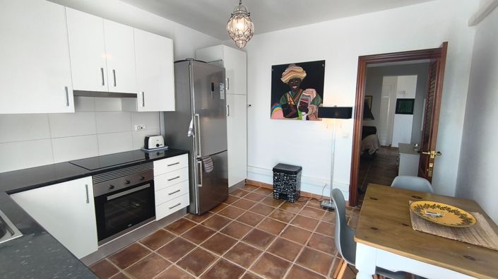 Image No.33-4 Bed Property for sale