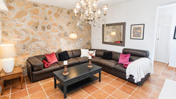 Image No.34-4 Bed Property for sale