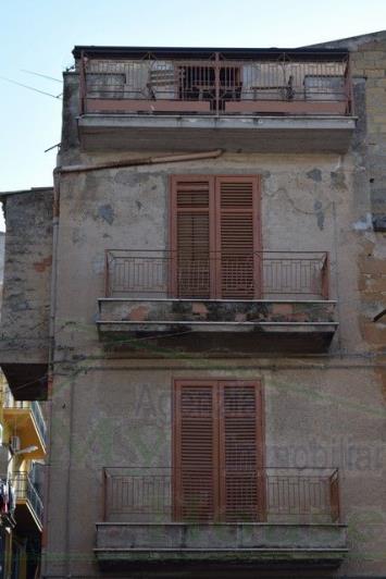 Image No.2-Maison de ville de 2 chambres à vendre à Cianciana