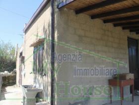 Image No.25-Villa de 2 chambres à vendre à Alessandria della Rocca