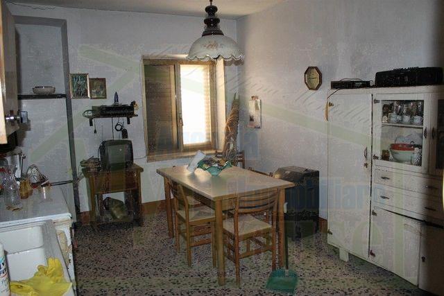 Image No.11-Maison de ville de 3 chambres à vendre à Cianciana