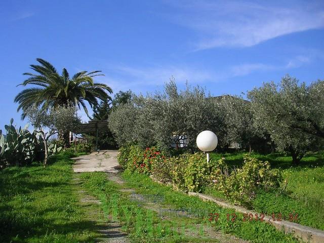 Image No.3-Villa de 3 chambres à vendre à Cianciana