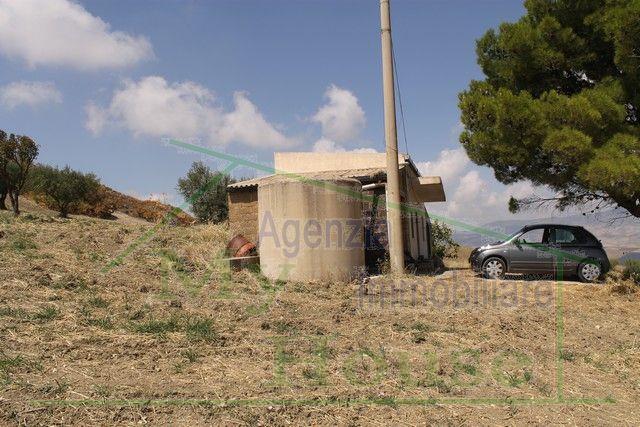 Image No.6-Villa de 3 chambres à vendre à Cianciana