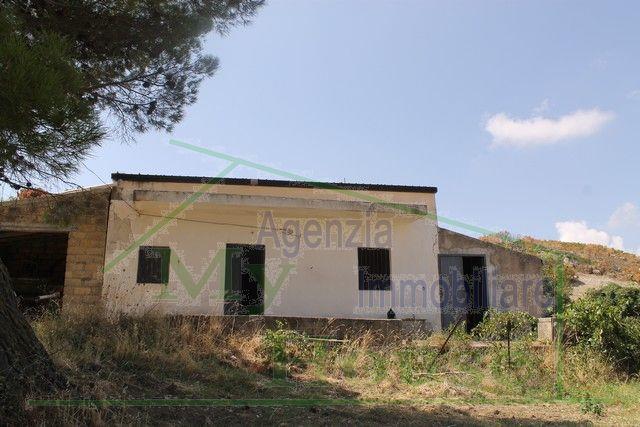 Image No.3-Villa de 3 chambres à vendre à Cianciana