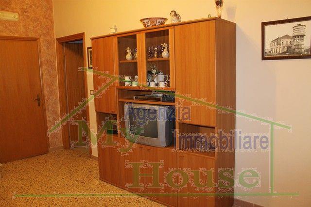 Image No.6-Maison de ville de 3 chambres à vendre à Cianciana