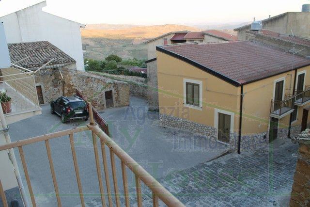 Image No.12-Maison de ville de 2 chambres à vendre à Cianciana