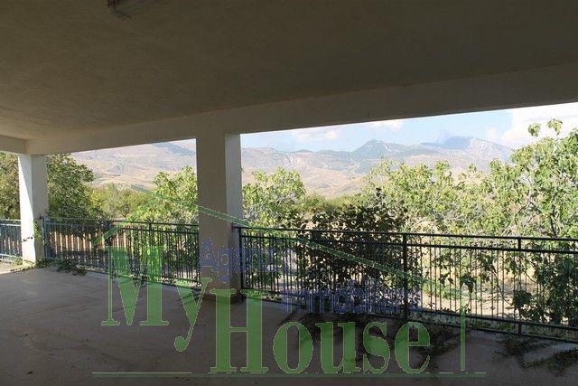 Image No.1-3 Bed Villa for sale