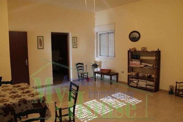 Image No.30-Villa de 3 chambres à vendre à Alessandria della Rocca