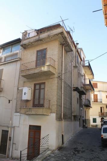 Image No.3-3 Bed Townhouse for sale