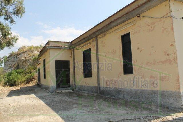 Image No.2-Villa de 3 chambres à vendre à Cianciana