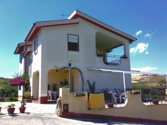 Image No.14-3 Bed Villa for sale