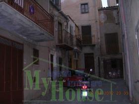 Image No.15-Maison de ville de 3 chambres à vendre à Cianciana