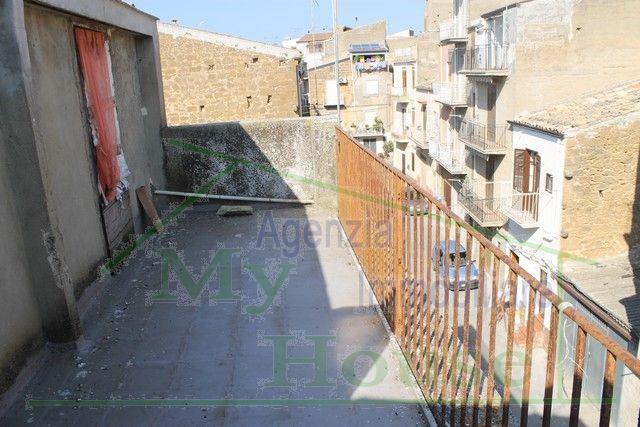 Image No.3-Maison de ville de 3 chambres à vendre à Cianciana