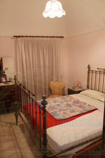 Image No.14-3 Bed Townhouse for sale